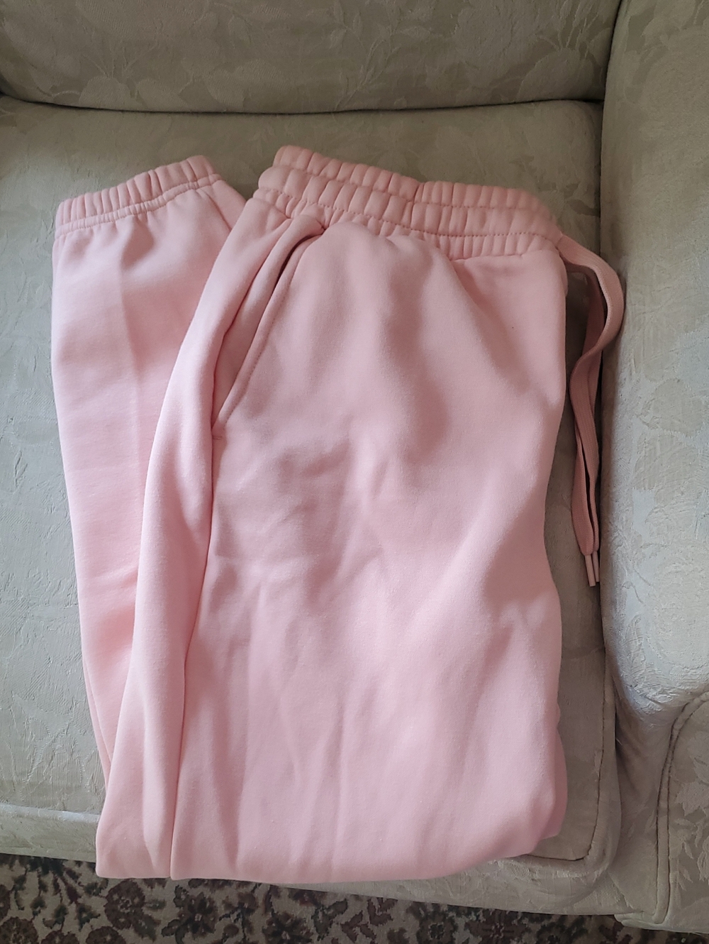 NWT Fabletics Blush Pink Go-To Sweatpant